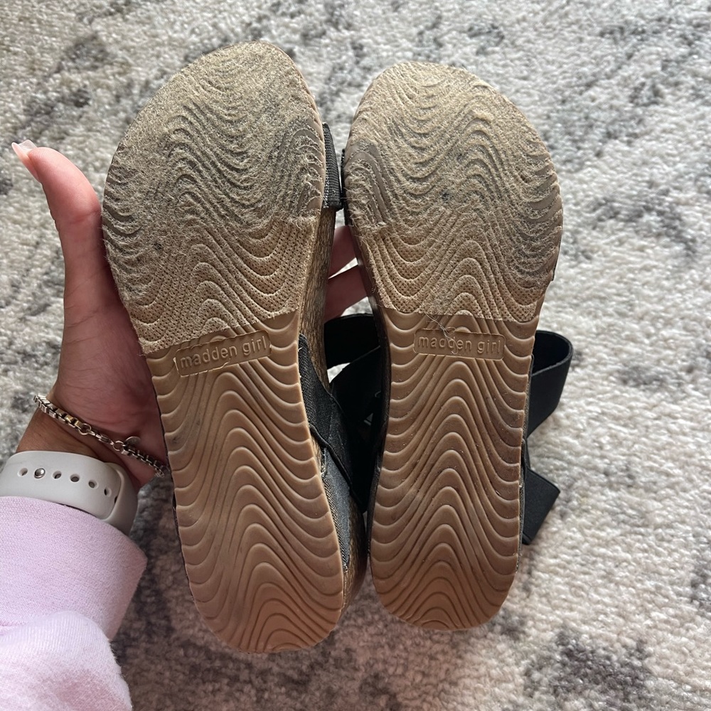 Madden Girl Zoeyy Wedge Sandal Gem